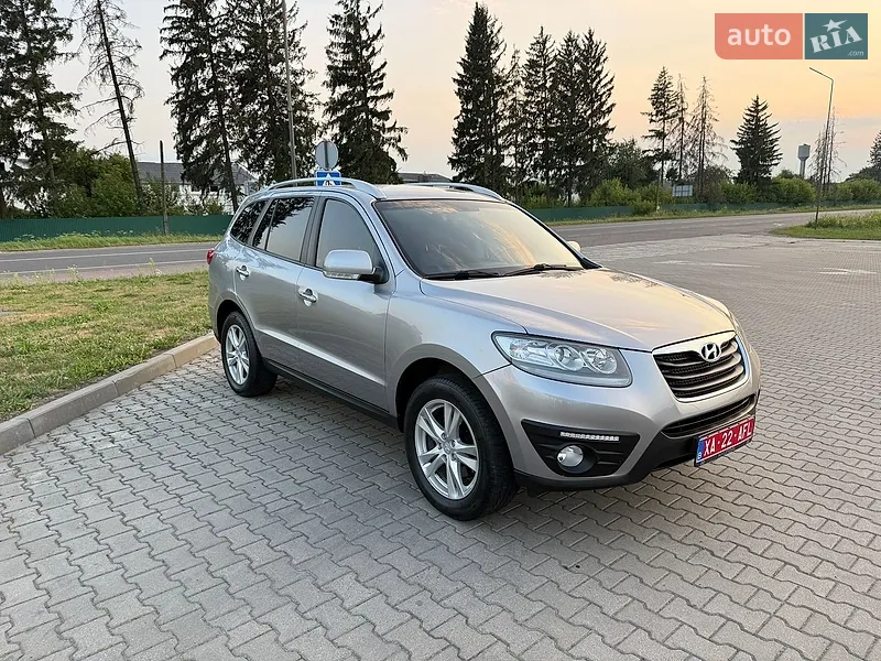Hyundai Santa FE