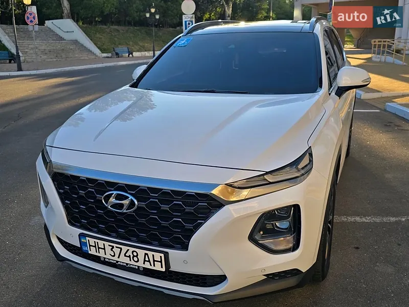 Hyundai Santa FE