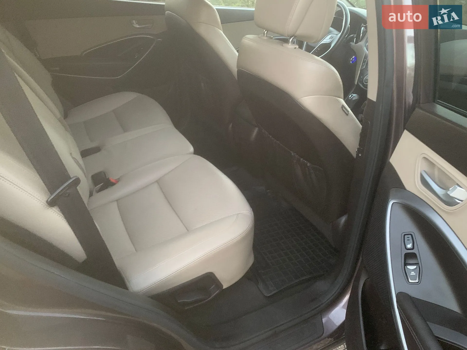 2015 Hyundai Santa Fe - мініатюра 12