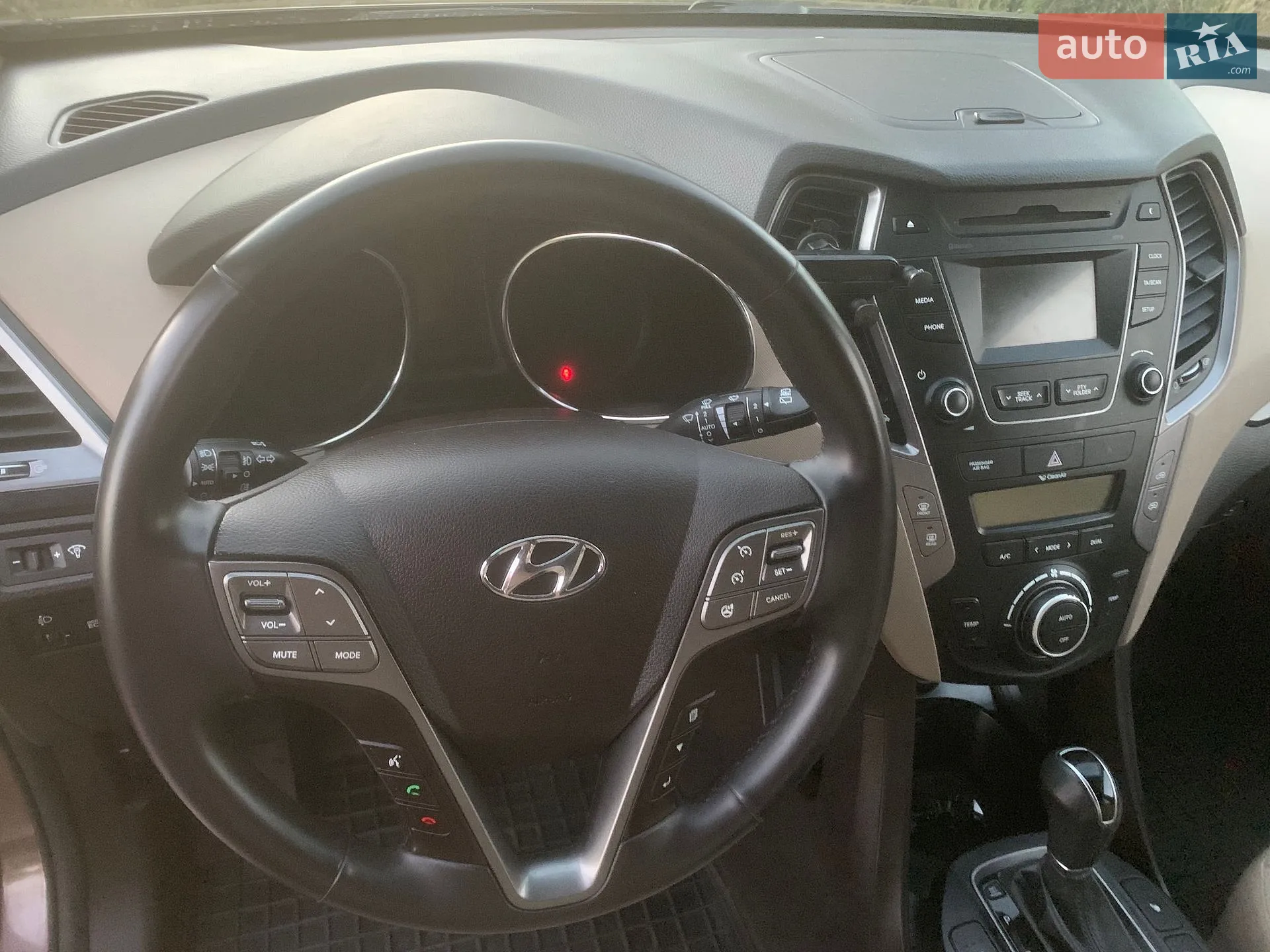 2015 Hyundai Santa Fe - мініатюра 16