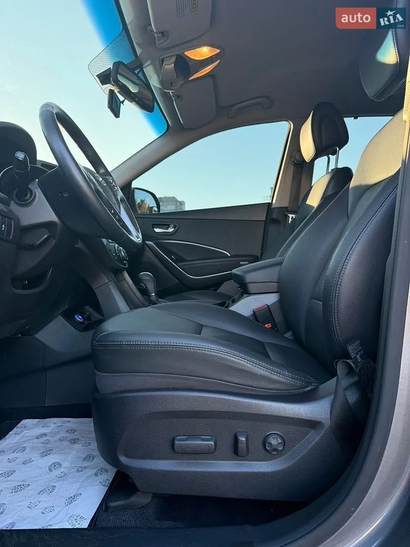 2016 Hyundai Santa Fe - мініатюра 13