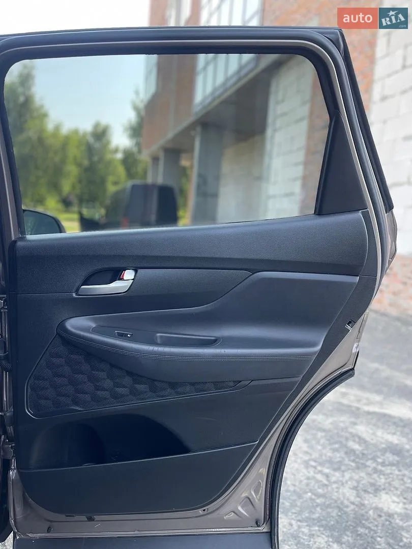 2019 Hyundai Santa Fe - мініатюра 21