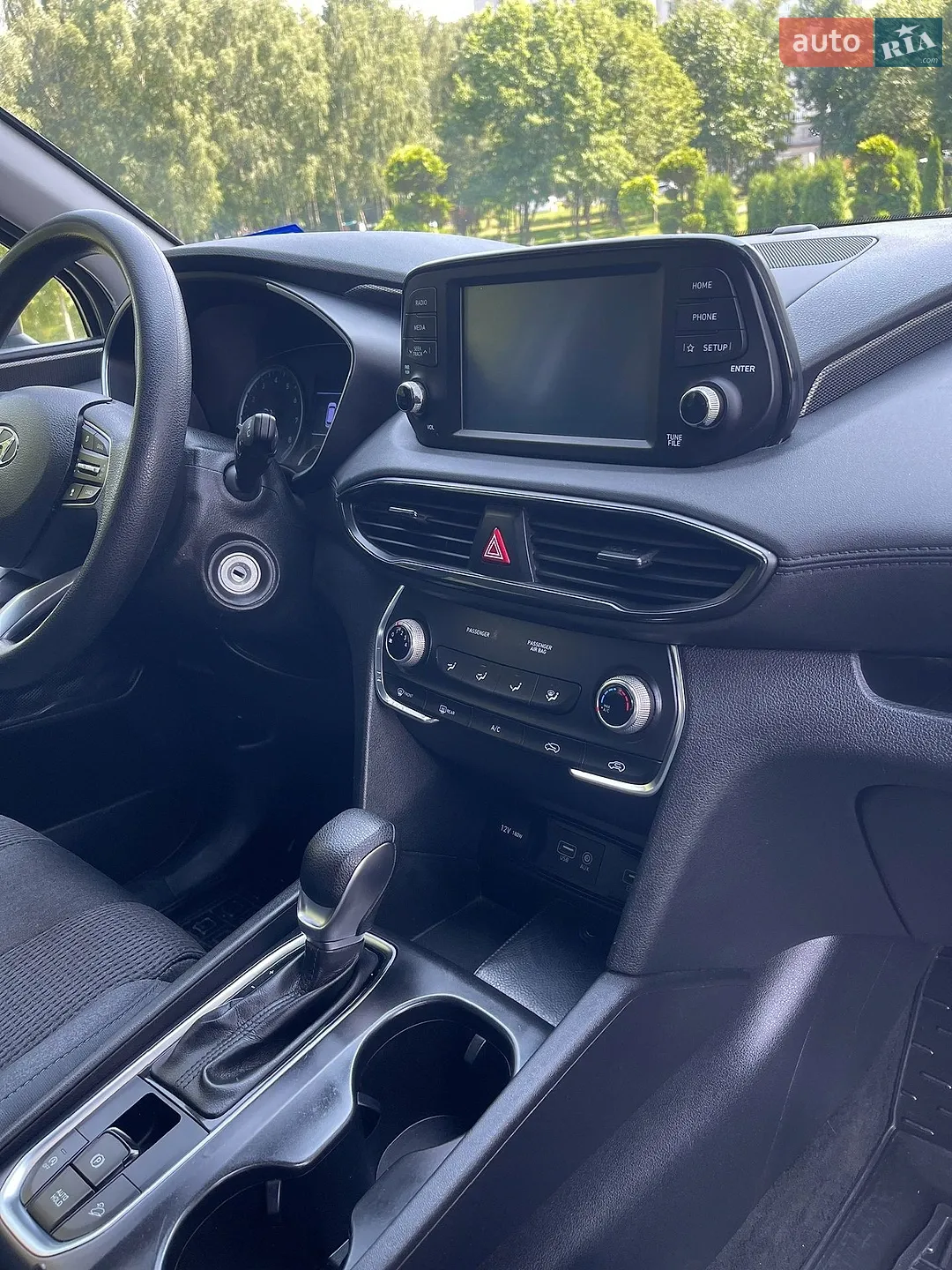 2019 Hyundai Santa Fe - мініатюра 24
