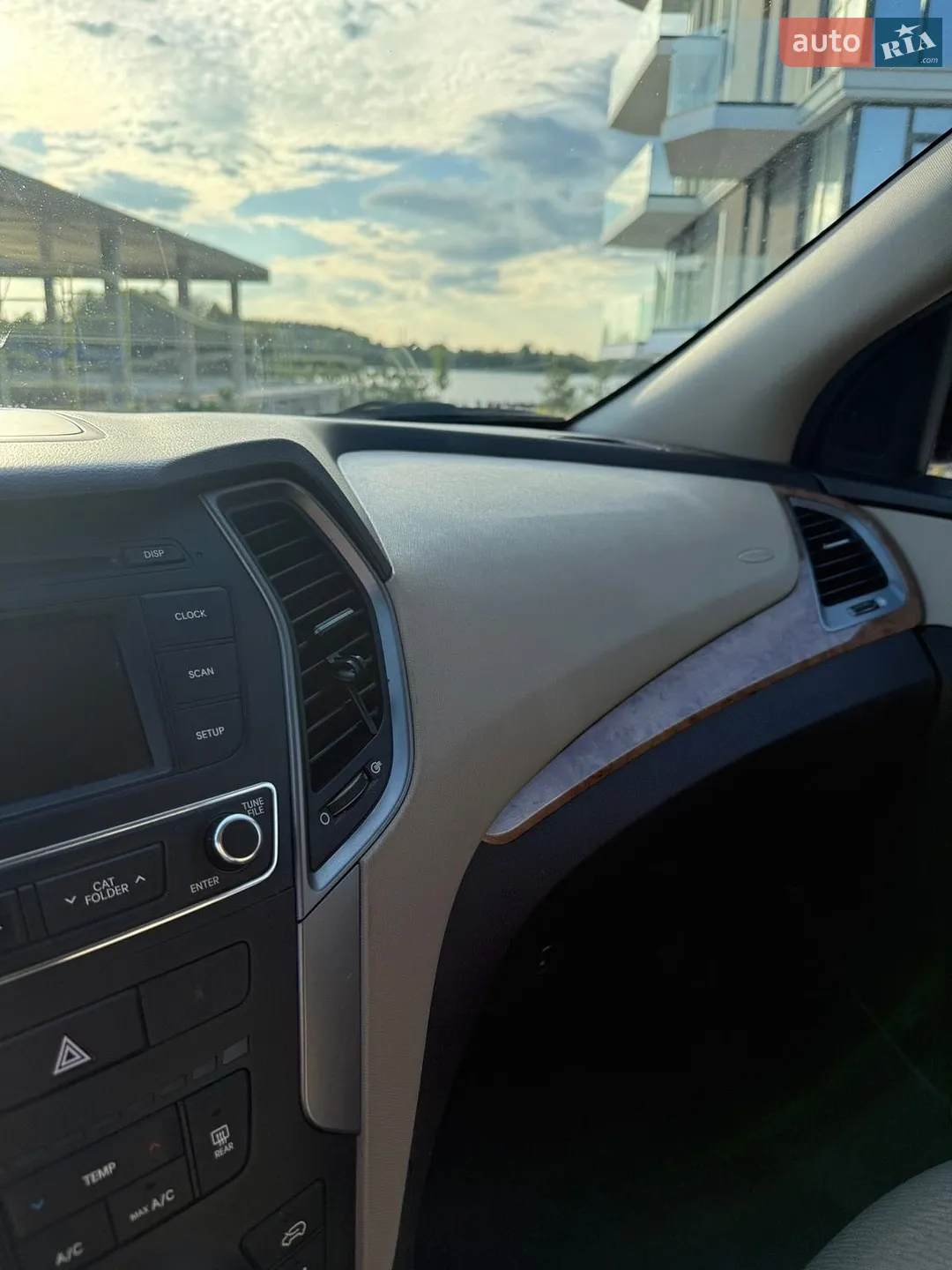 2015 Hyundai Santa Fe - мініатюра 8