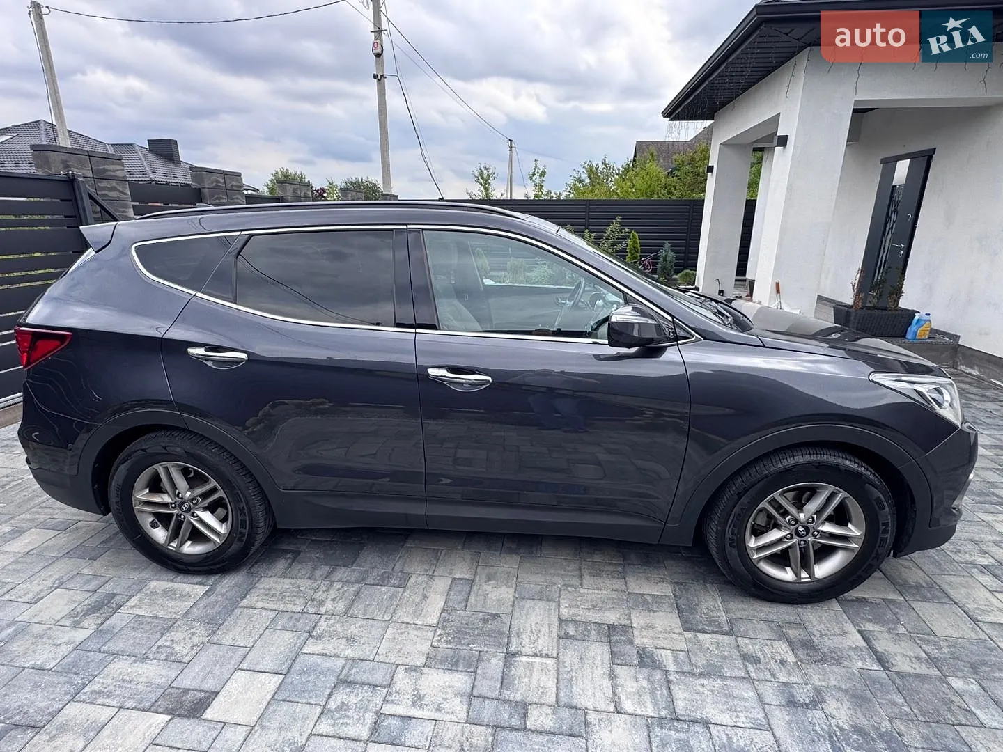 2017 Hyundai Santa Fe - мініатюра 4