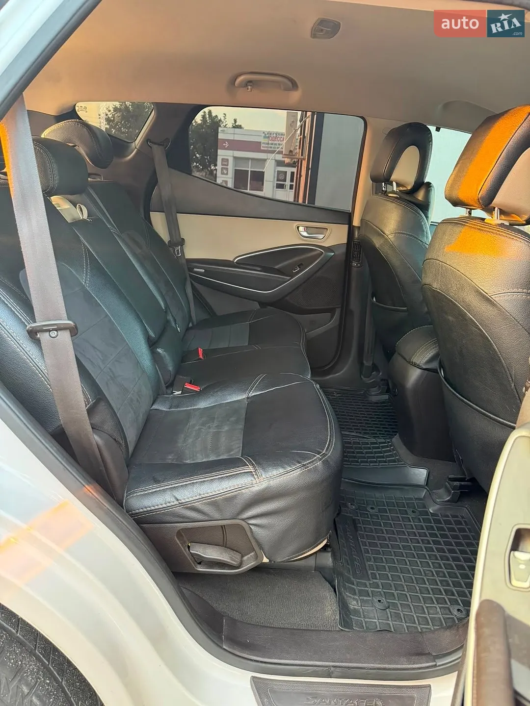 2014 Hyundai Santa Fe - мініатюра 17
