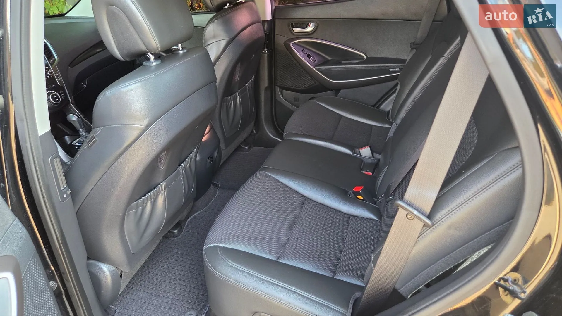 2016 Hyundai Santa Fe - мініатюра 16