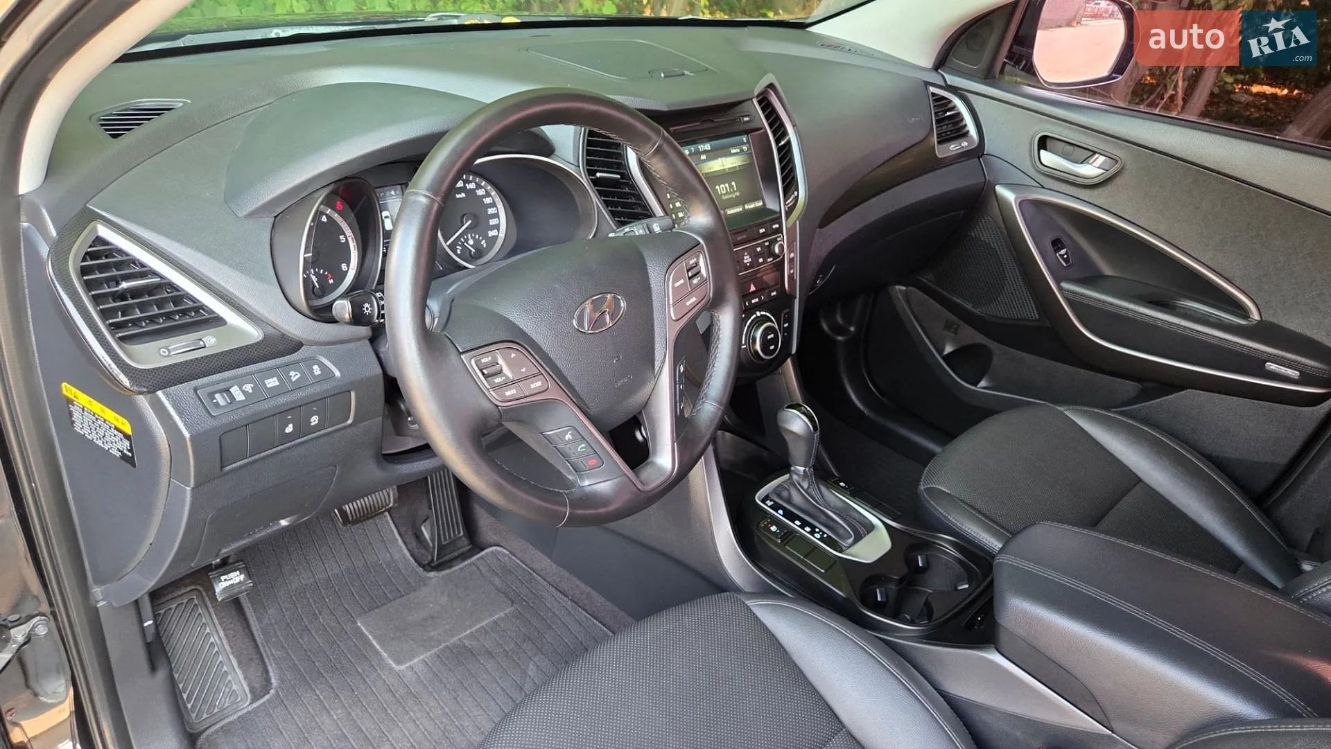 2016 Hyundai Santa Fe - мініатюра 23