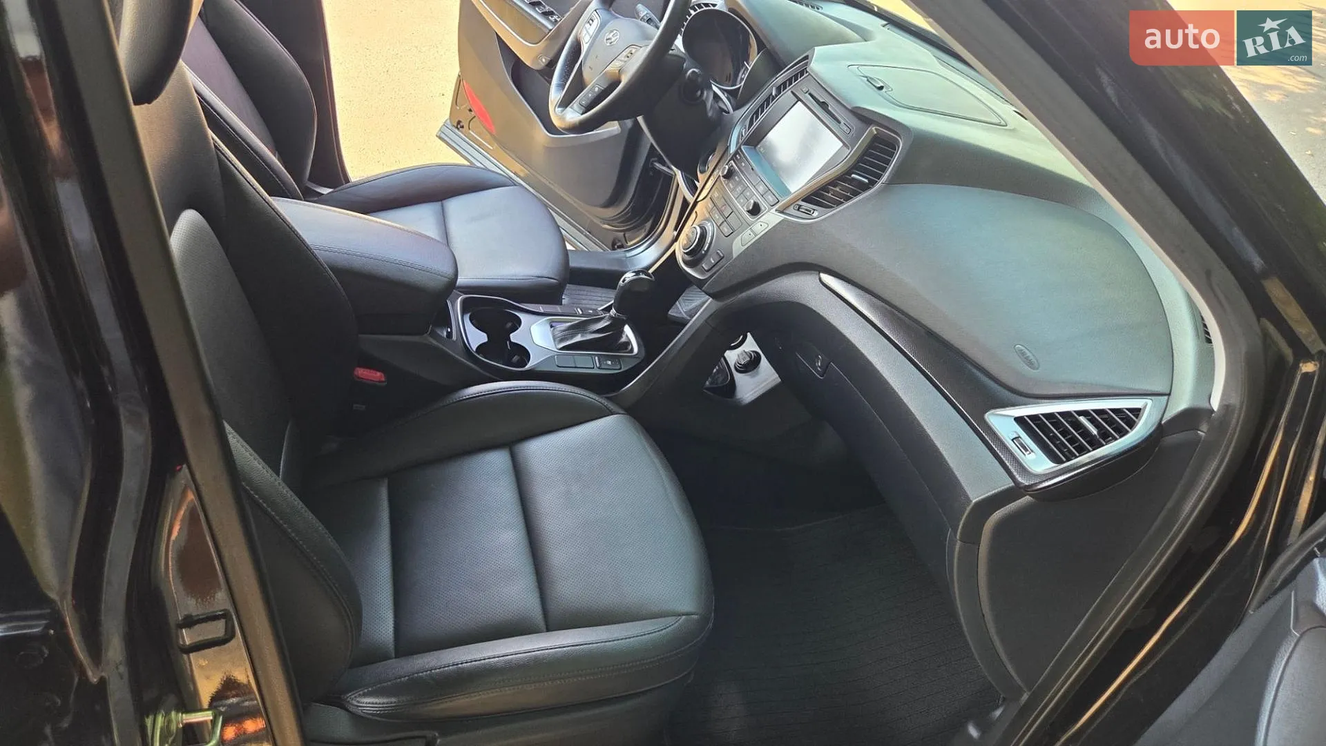 2016 Hyundai Santa Fe - мініатюра 22