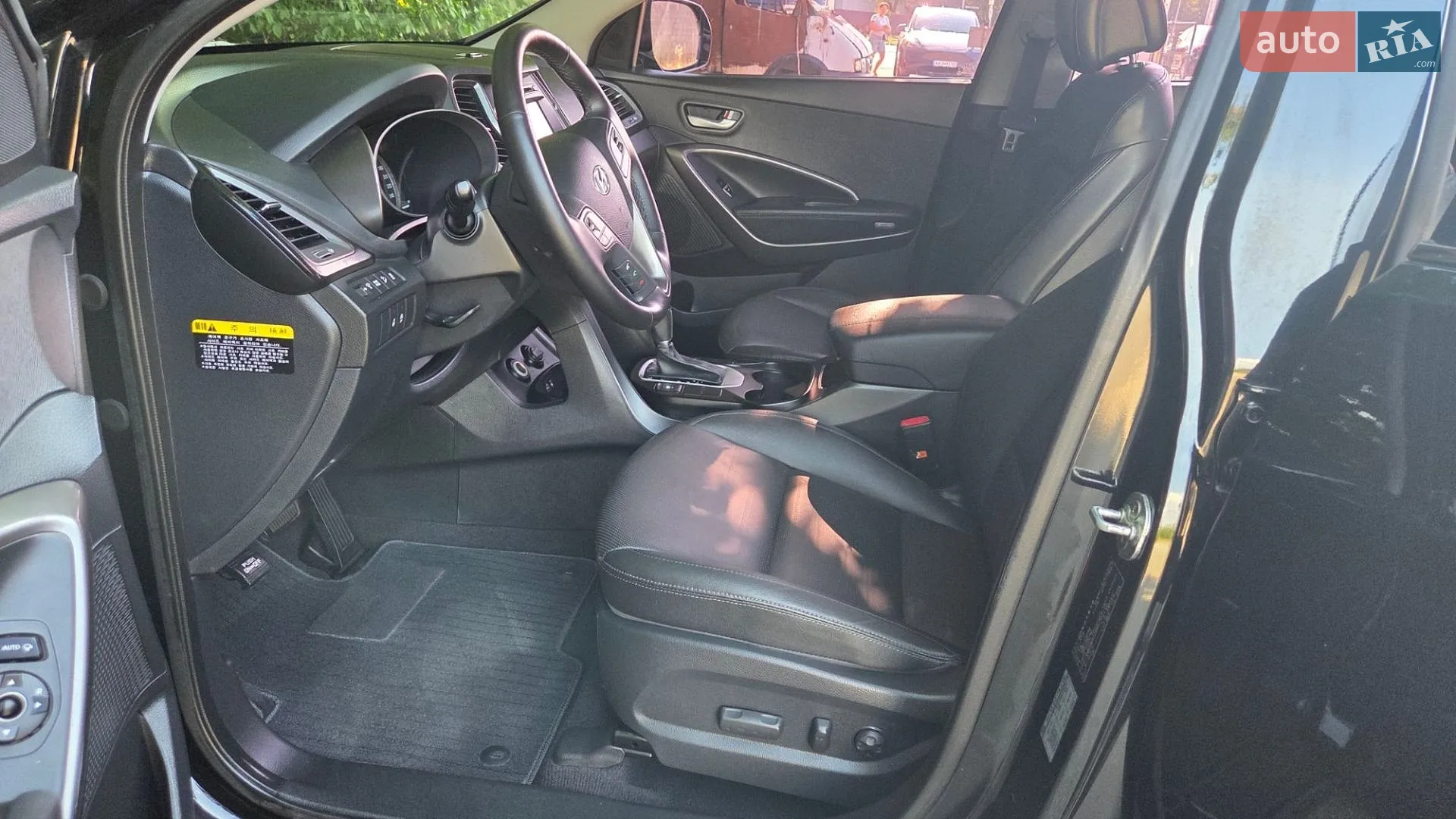 2016 Hyundai Santa Fe - мініатюра 31