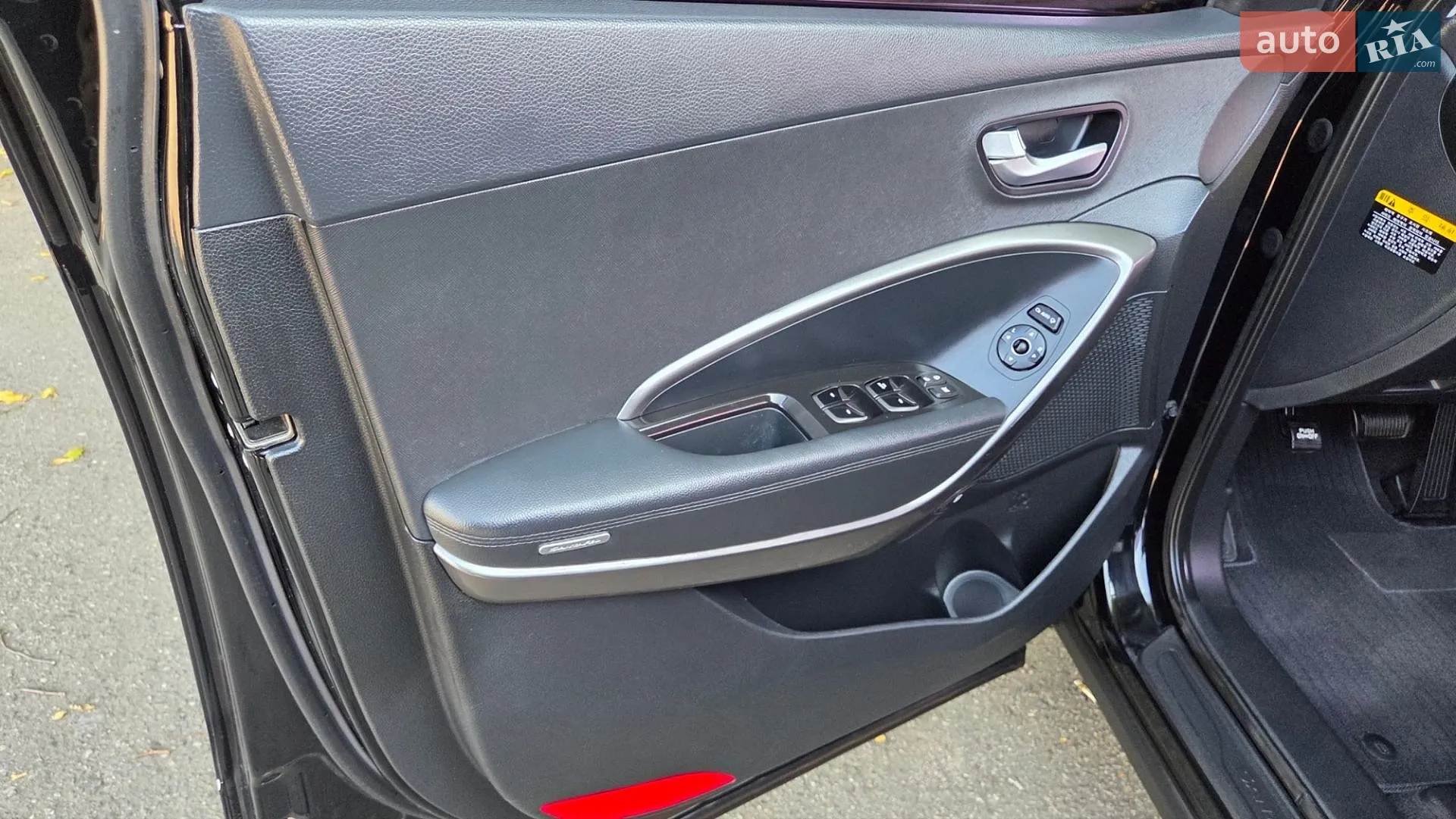 2016 Hyundai Santa Fe - мініатюра 32