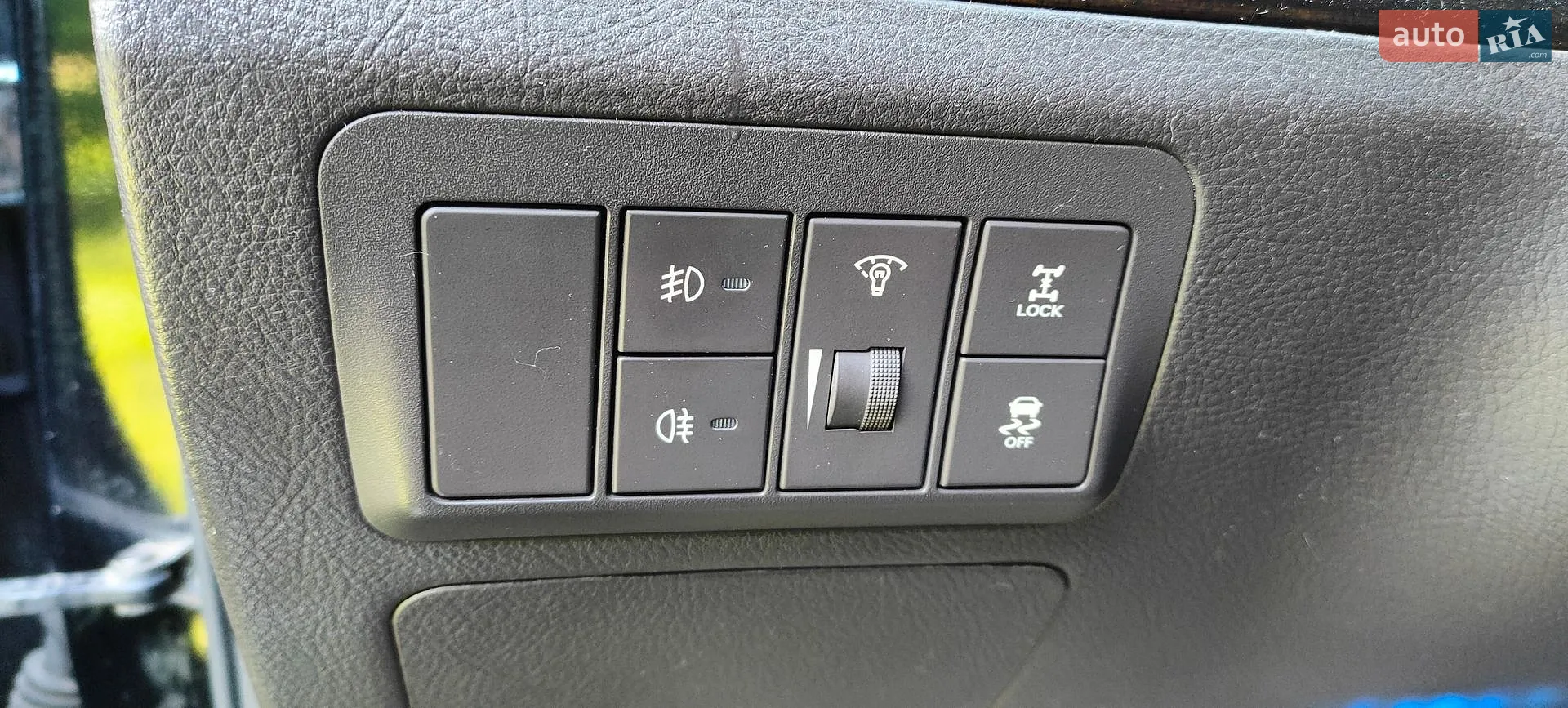 2011 Hyundai Santa Fe - мініатюра 11