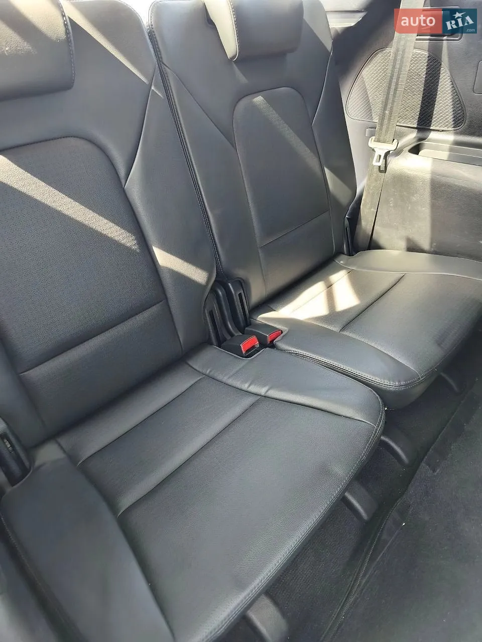 2012 Hyundai Santa Fe - мініатюра 24