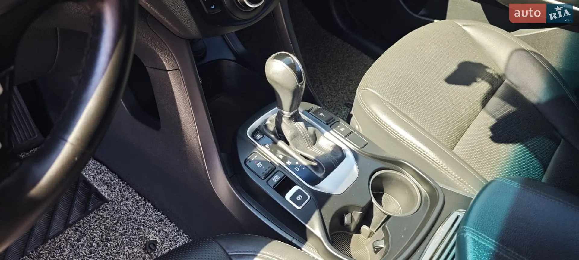 2016 Hyundai Santa Fe - мініатюра 3