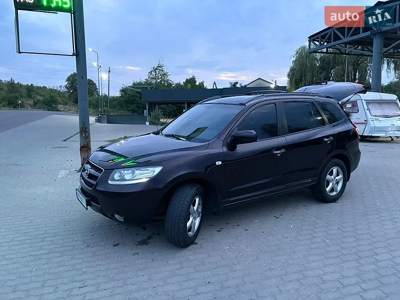 Hyundai Santa FE