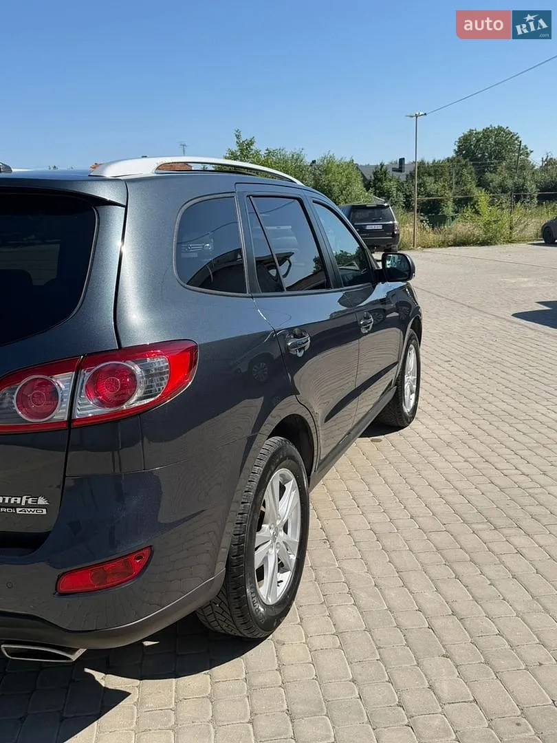 2011 Hyundai Santa Fe - мініатюра 29