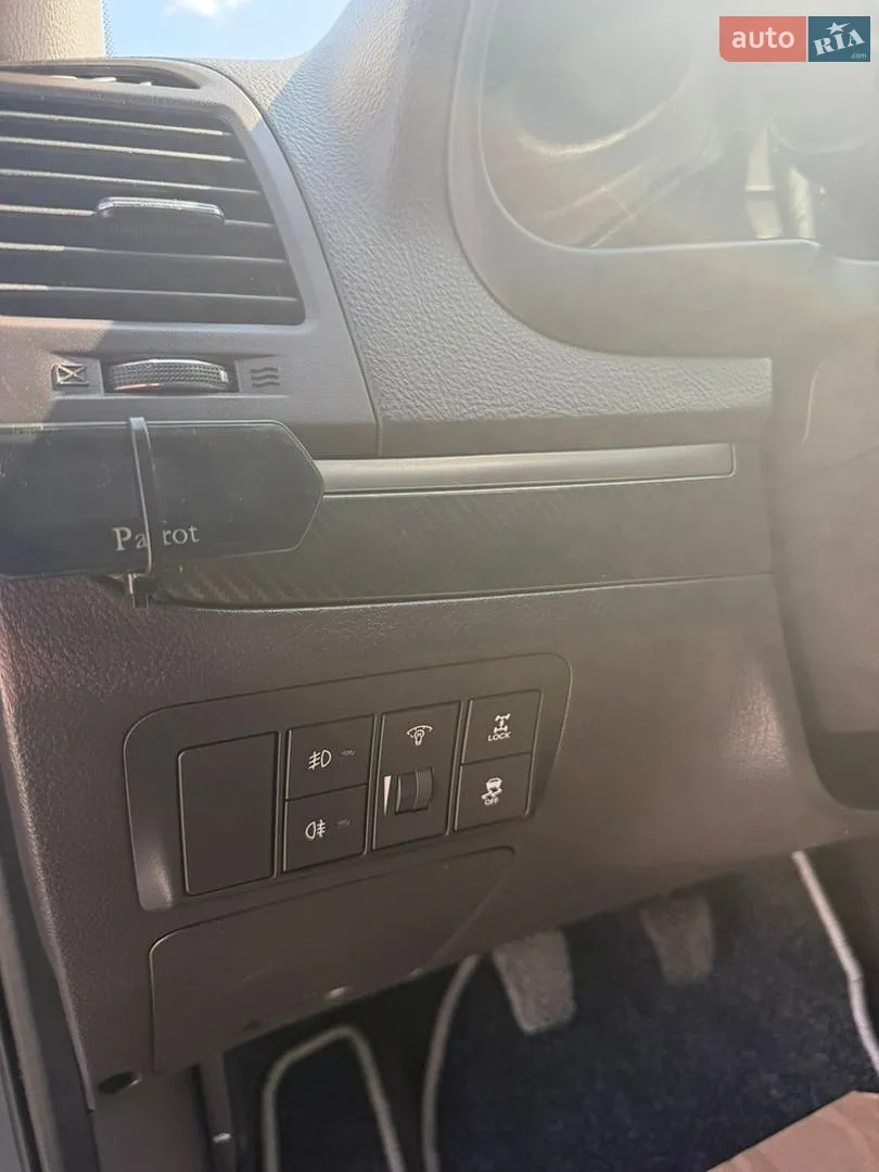 2011 Hyundai Santa Fe - мініатюра 36