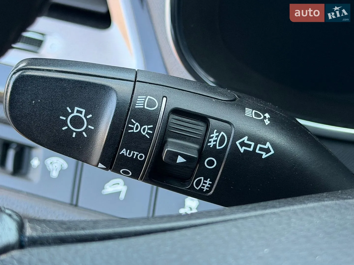 2014 Hyundai Santa Fe - мініатюра 61