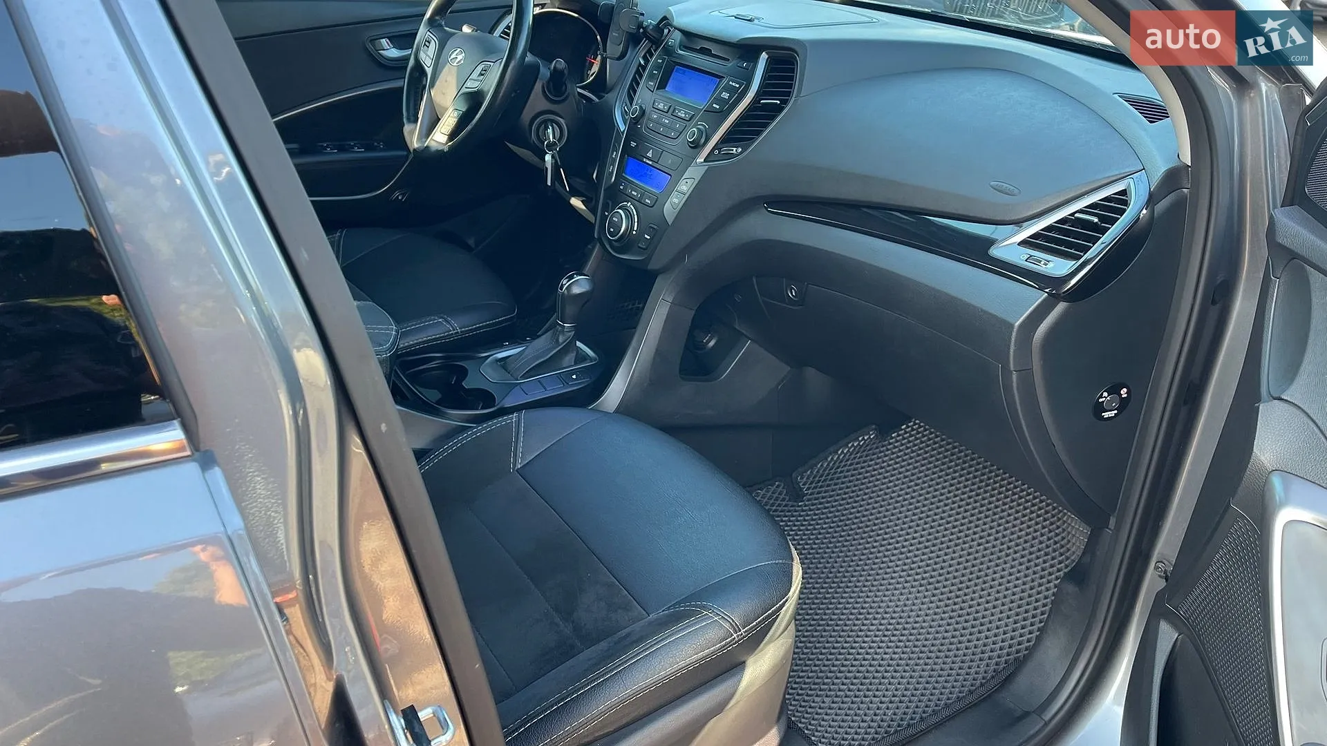 2014 Hyundai Santa Fe - мініатюра 14