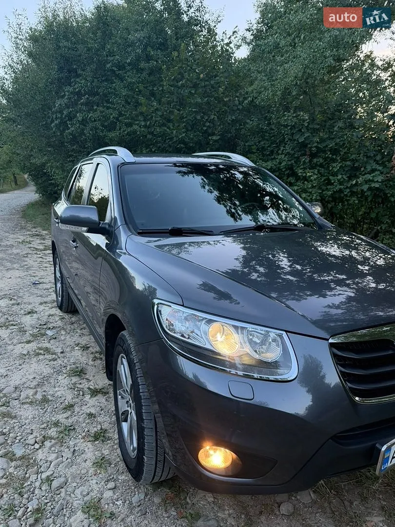 2010 Hyundai Santa Fe - мініатюра 2
