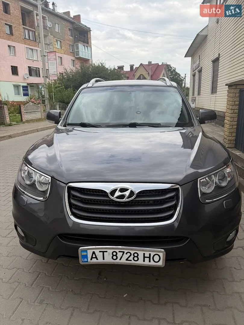 2010 Hyundai Santa Fe - мініатюра 8
