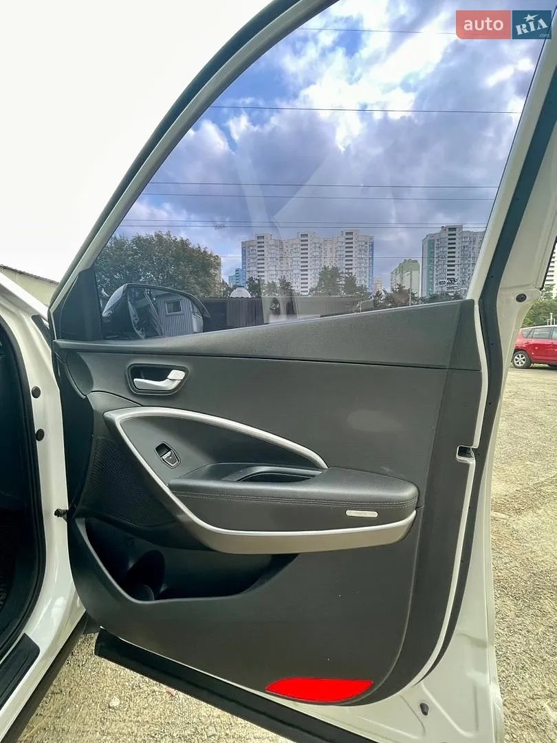 2017 Hyundai Santa Fe - мініатюра 9