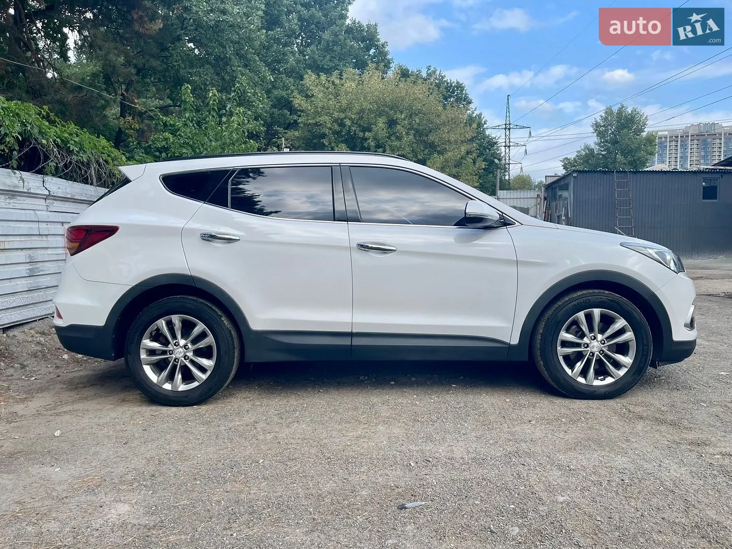 2017 Hyundai Santa Fe - мініатюра 2