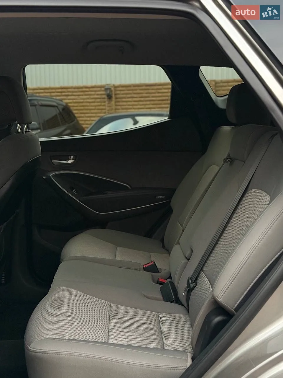 2017 Hyundai Santa Fe - мініатюра 23
