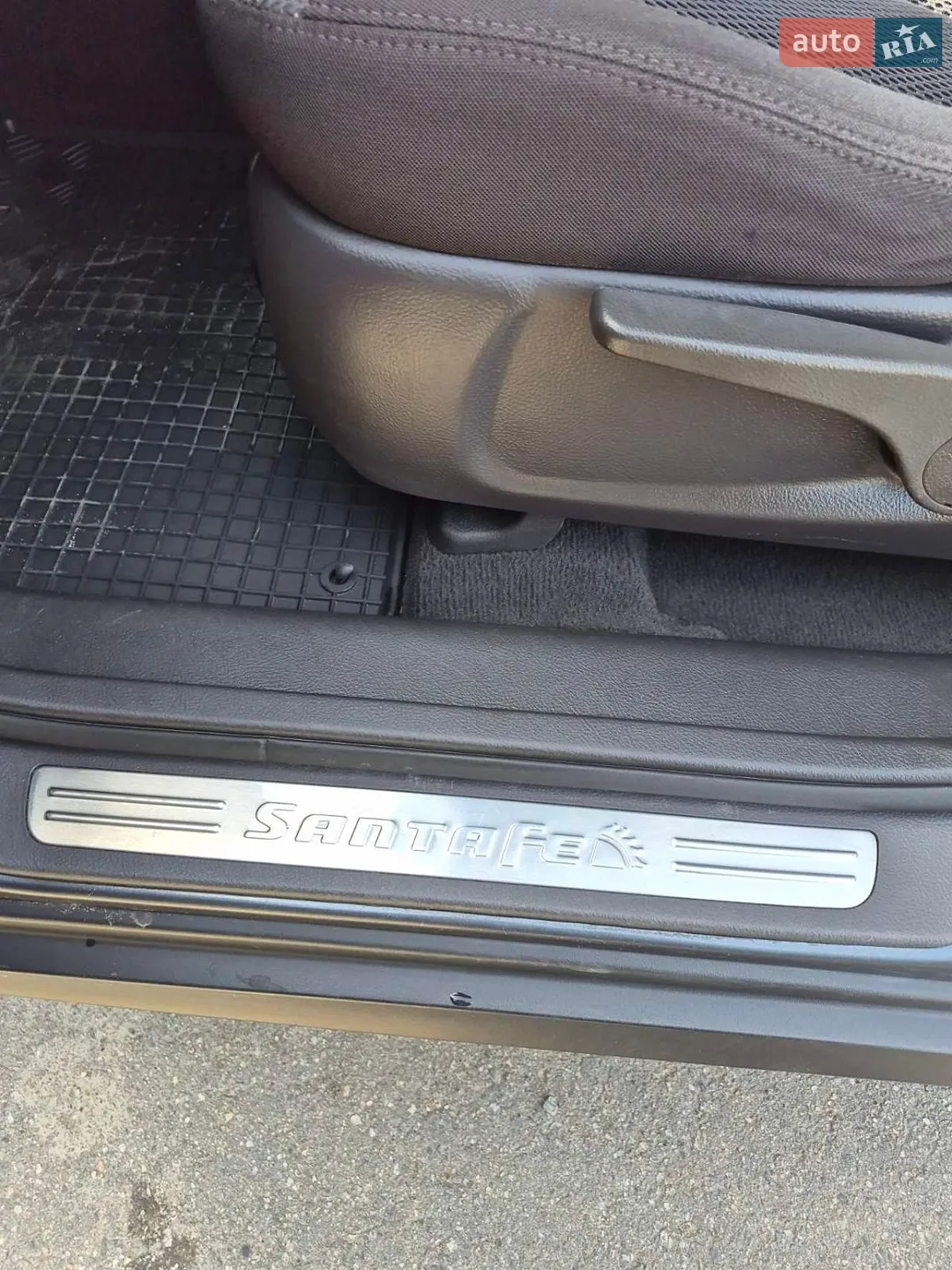 2011 Hyundai Santa Fe - мініатюра 9
