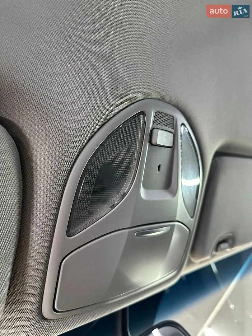 2016 Hyundai Santa Fe - мініатюра 19