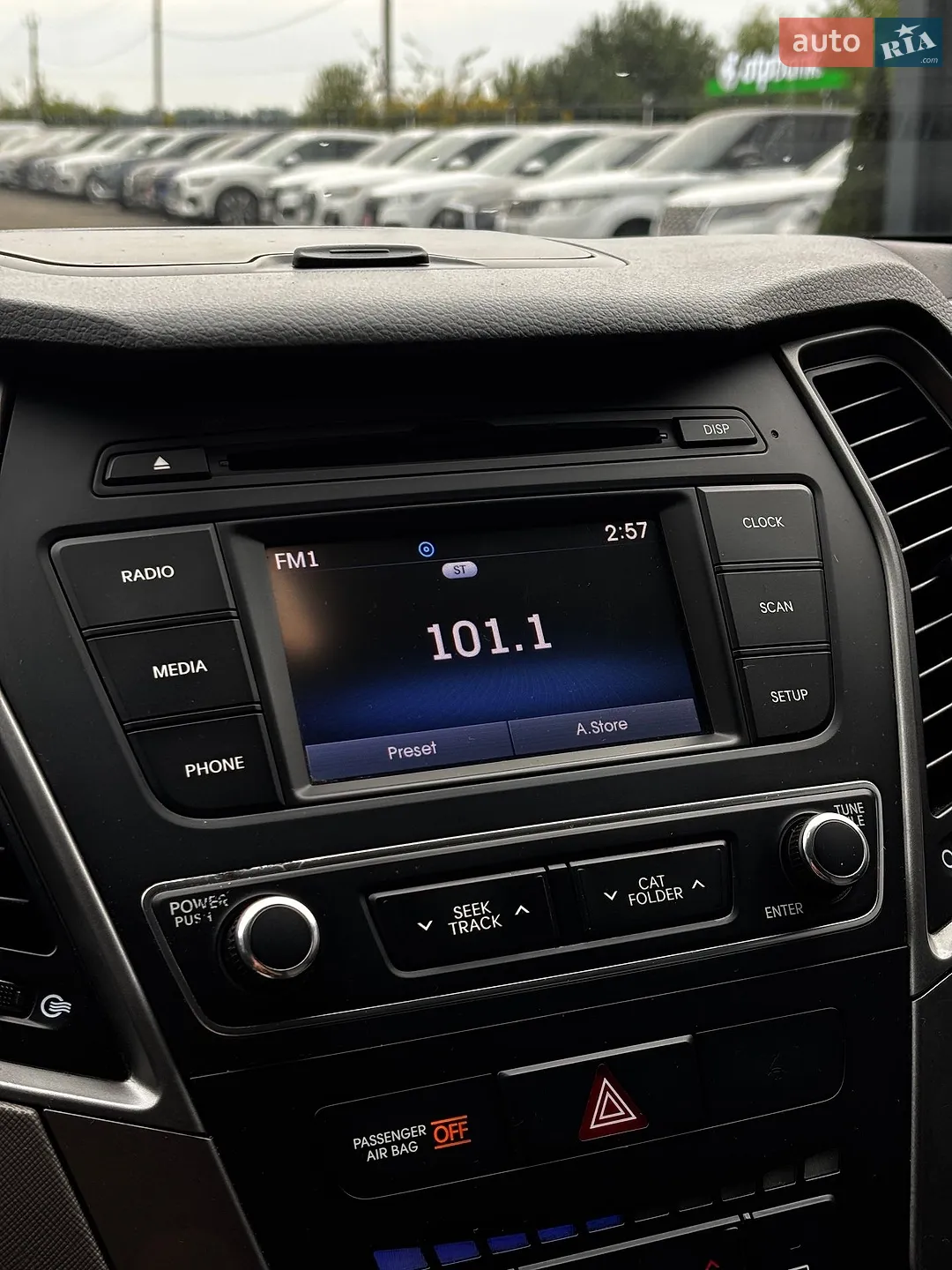 2016 Hyundai Santa Fe - мініатюра 30