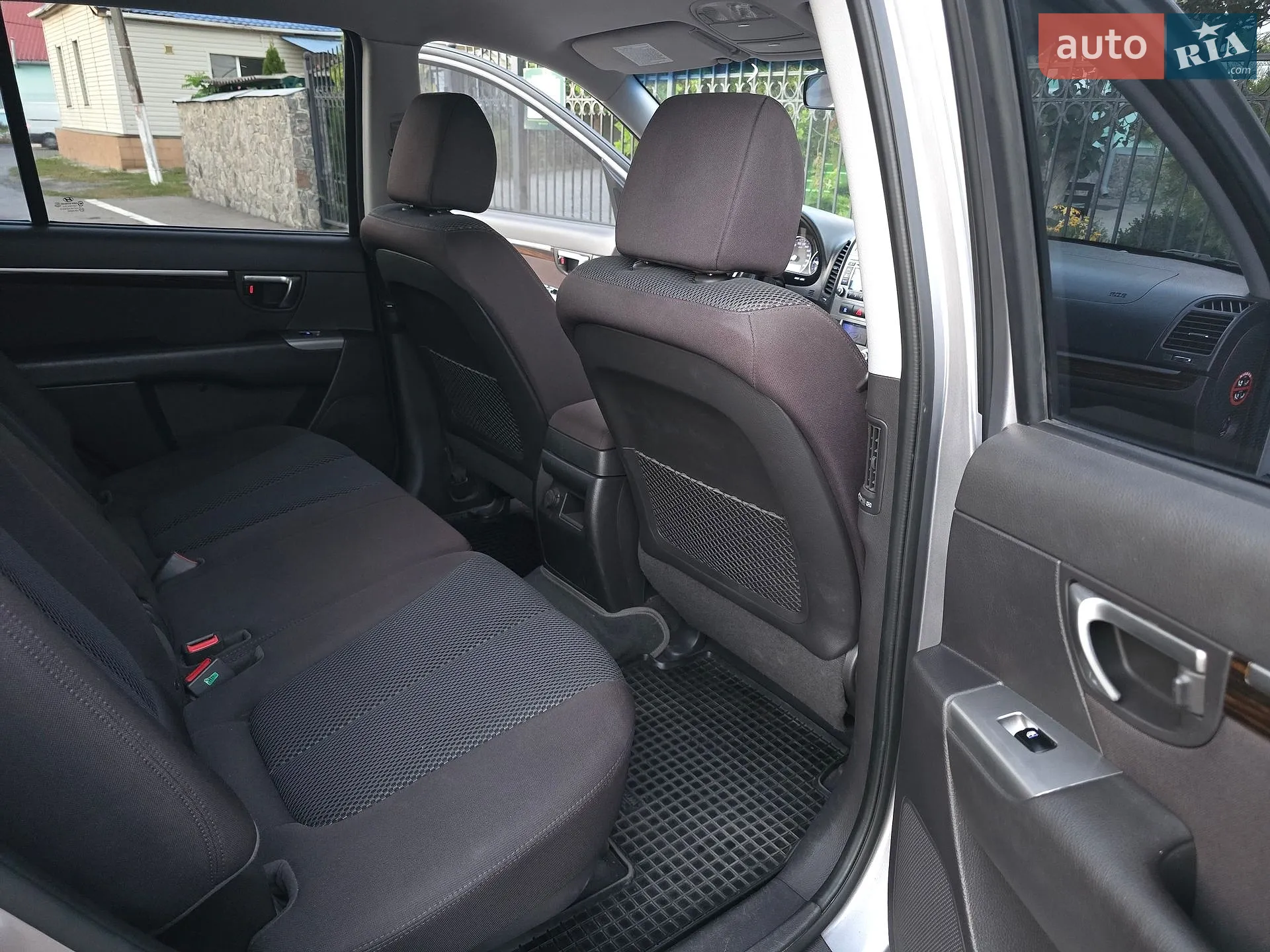 2010 Hyundai Santa Fe - мініатюра 33