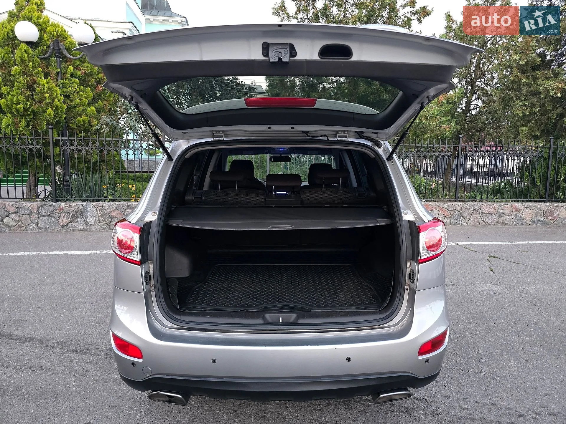 2010 Hyundai Santa Fe - мініатюра 20
