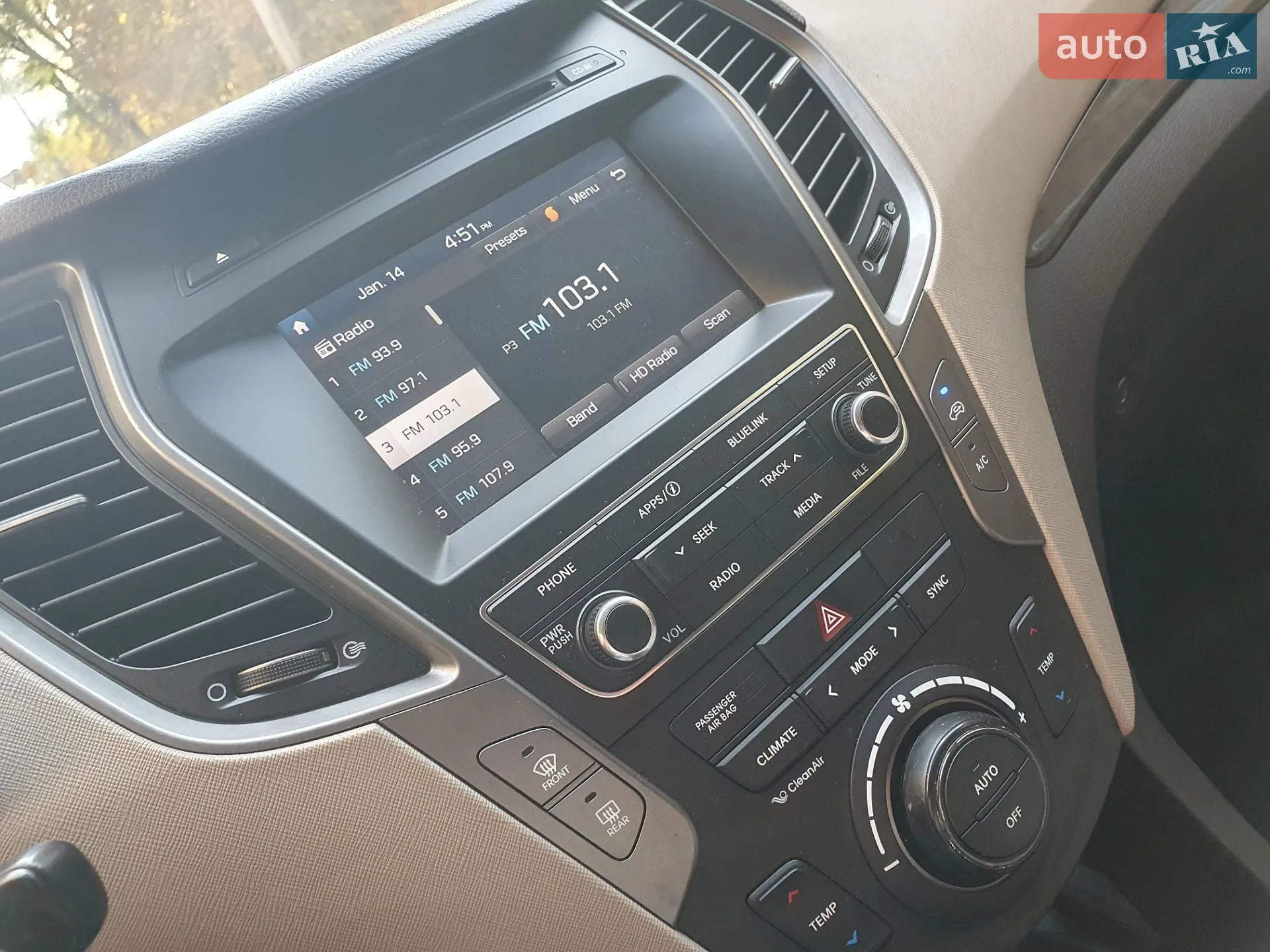 2017 Hyundai Santa Fe - мініатюра 15