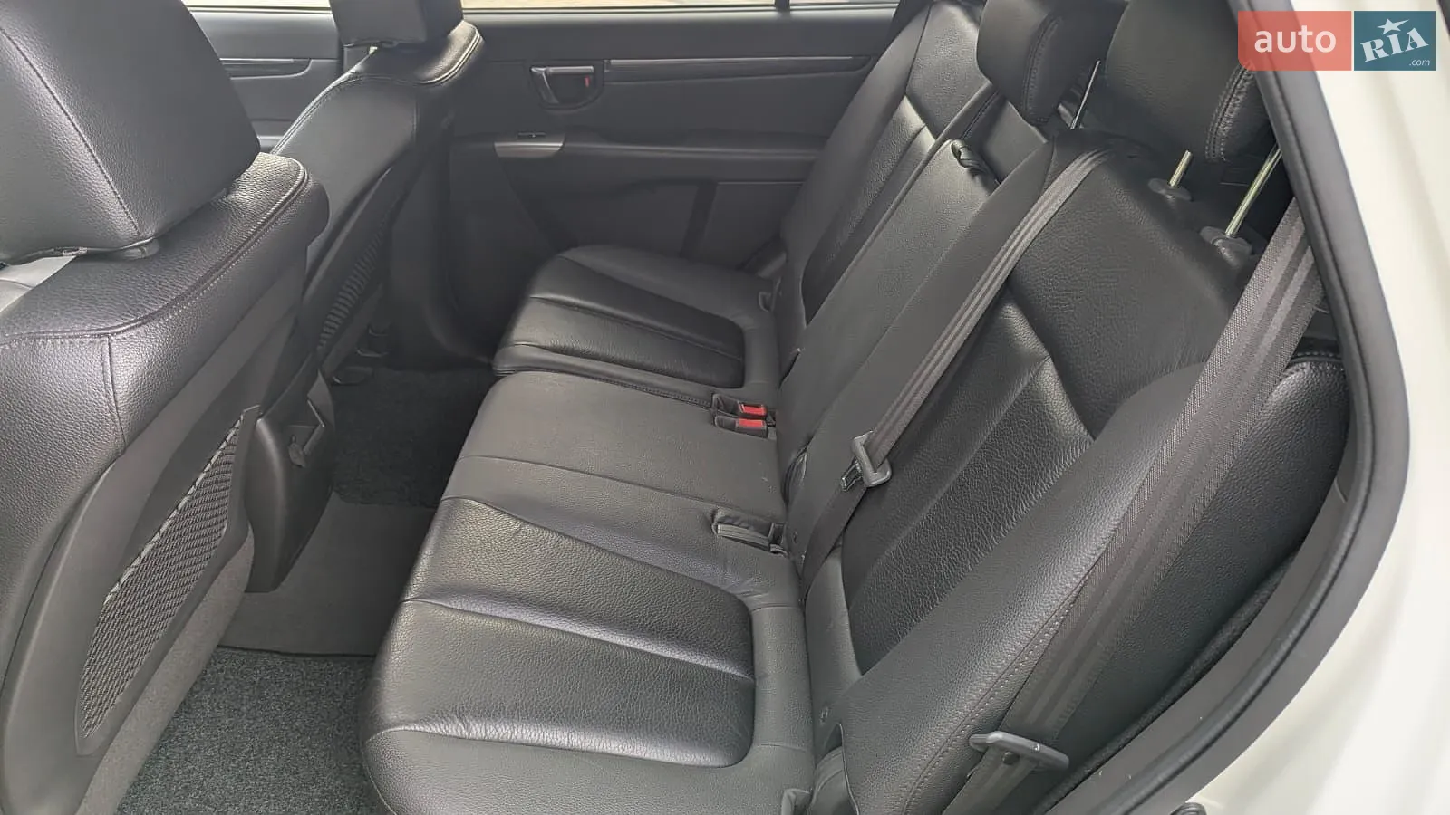 2011 Hyundai Santa Fe - мініатюра 13
