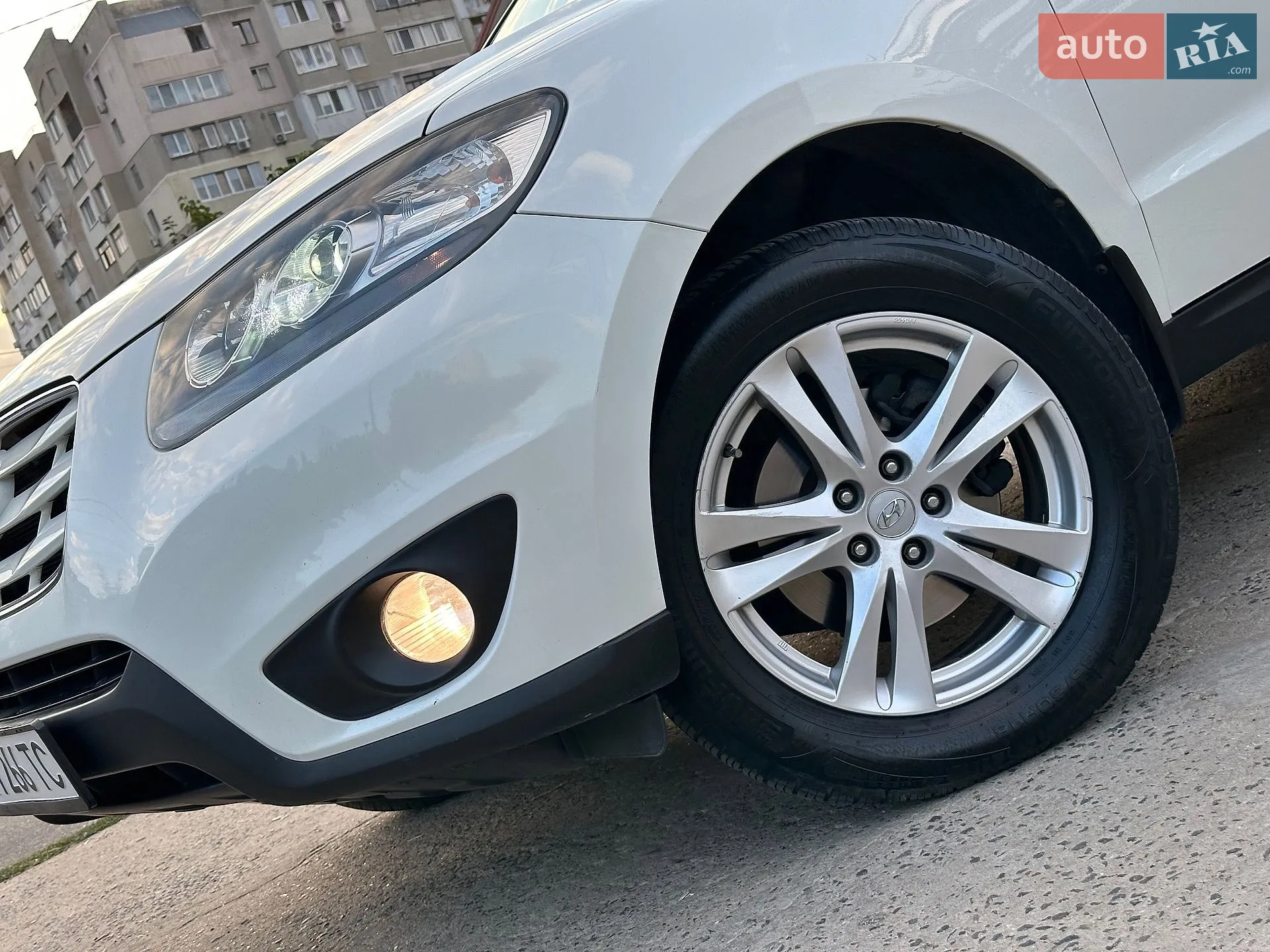2011 Hyundai Santa Fe - мініатюра 16
