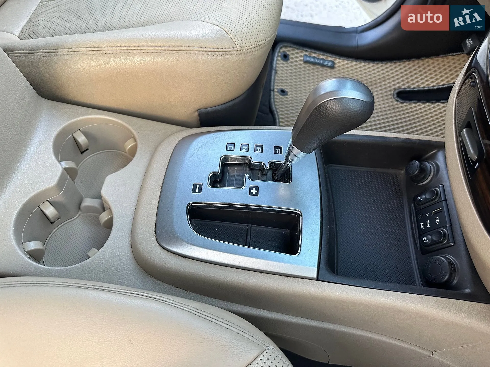 2011 Hyundai Santa Fe - мініатюра 90