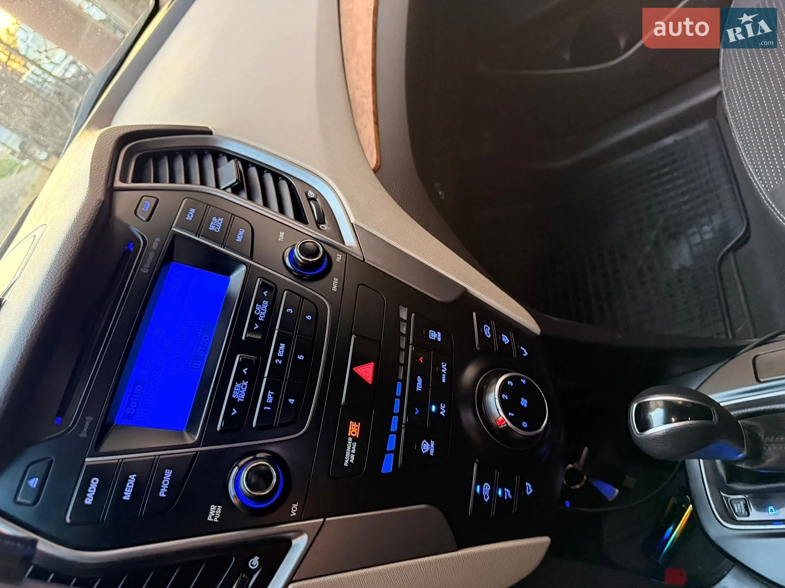 2013 Hyundai Santa Fe - мініатюра 21
