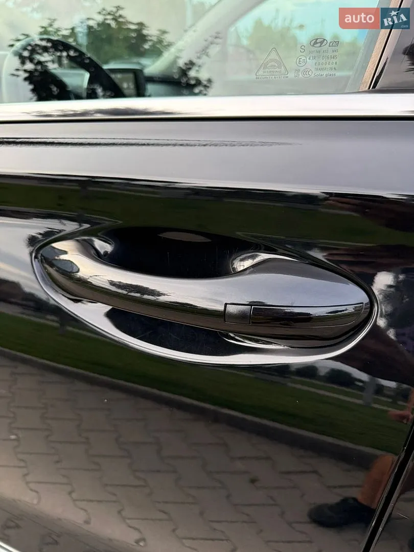 2019 Hyundai Santa Fe - мініатюра 12
