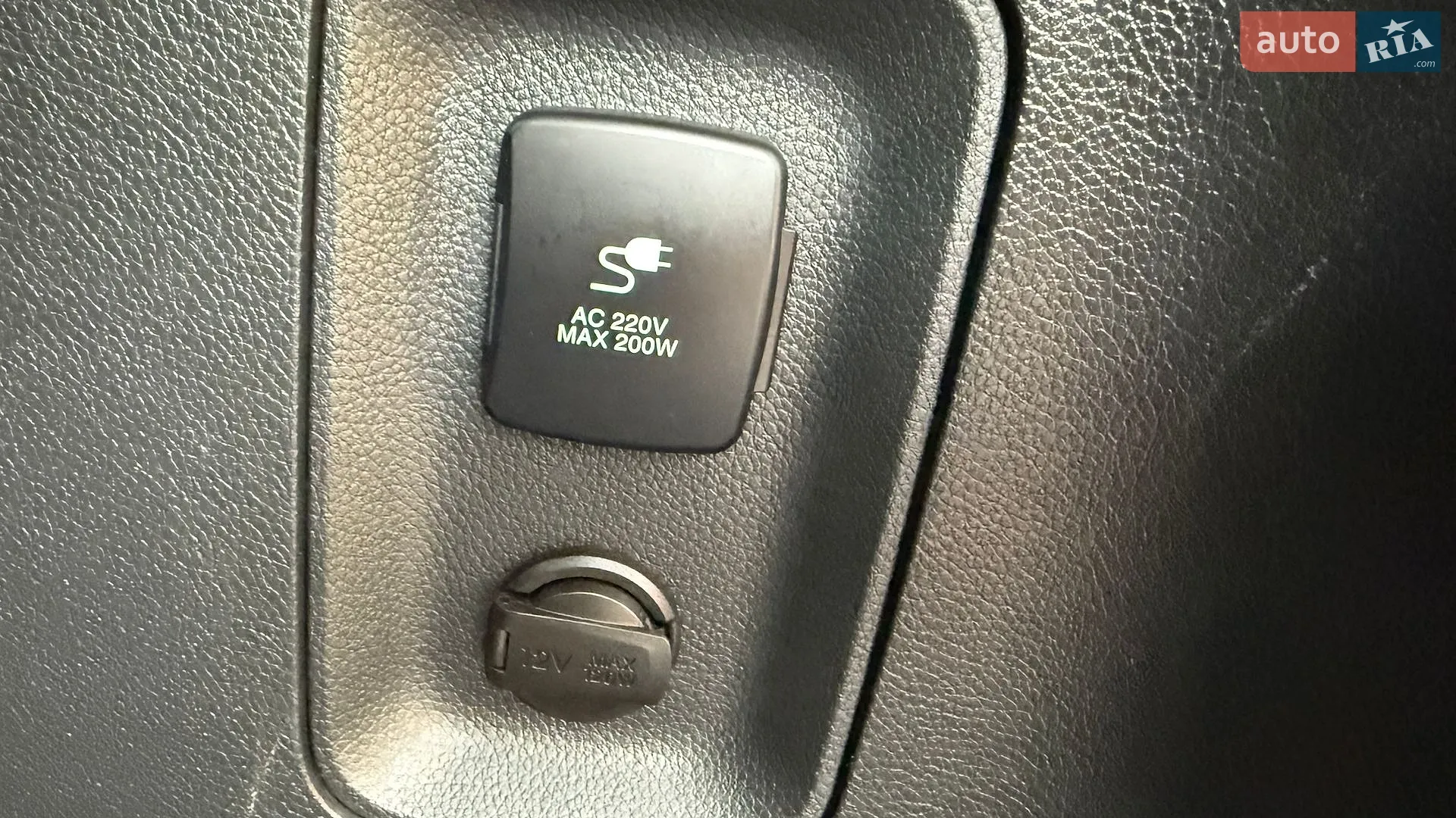 2016 Hyundai Santa Fe - мініатюра 47