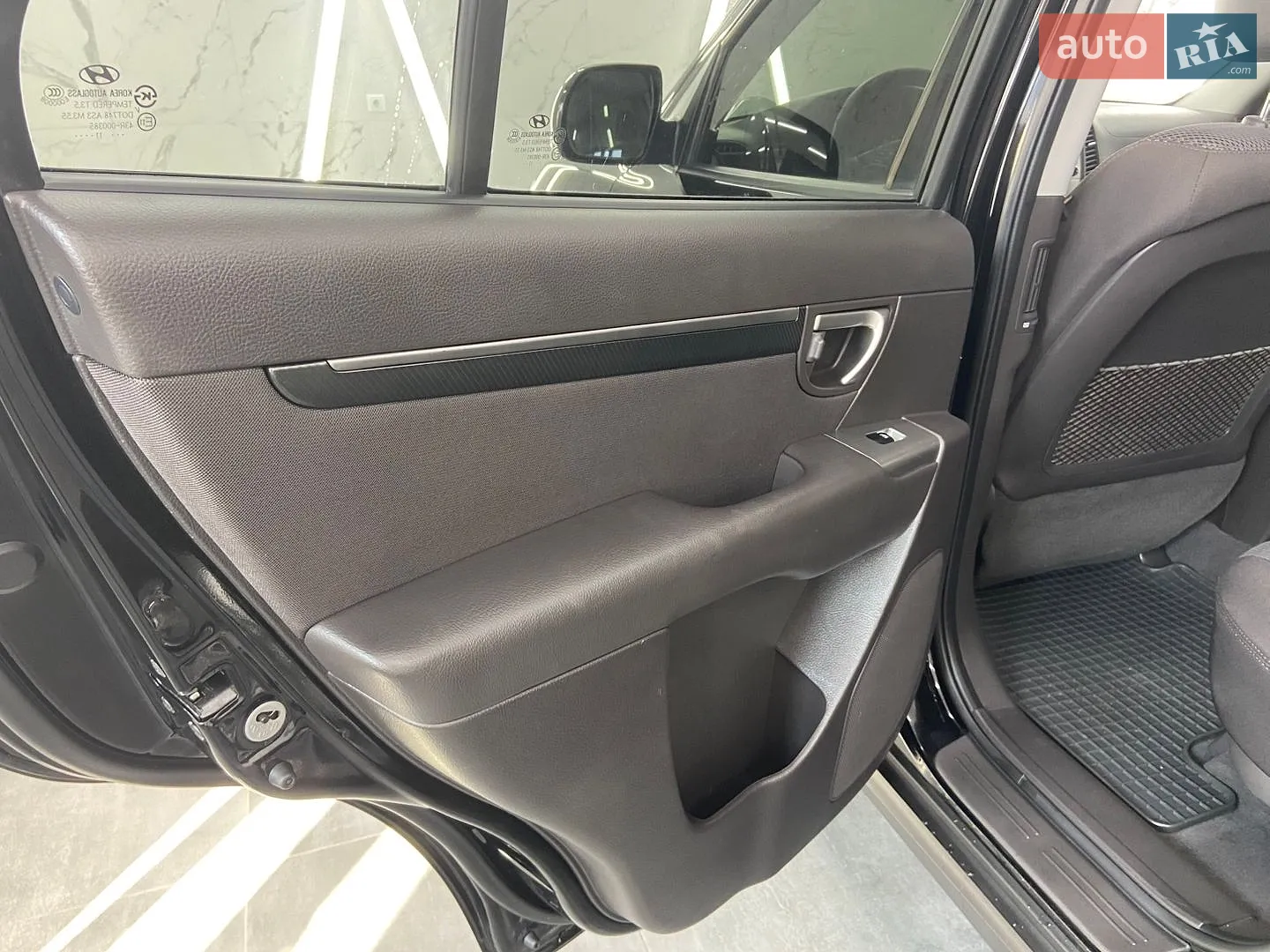 2012 Hyundai Santa Fe - мініатюра 28