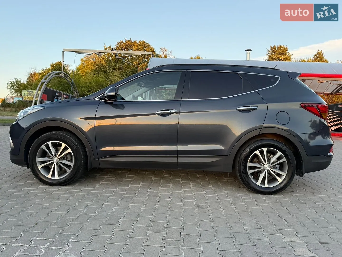 2016 Hyundai Santa Fe - мініатюра 10