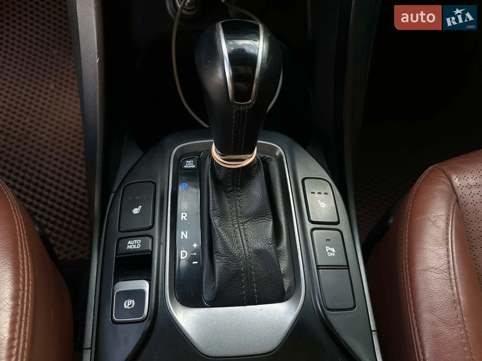 2013 Hyundai Santa Fe - мініатюра 37