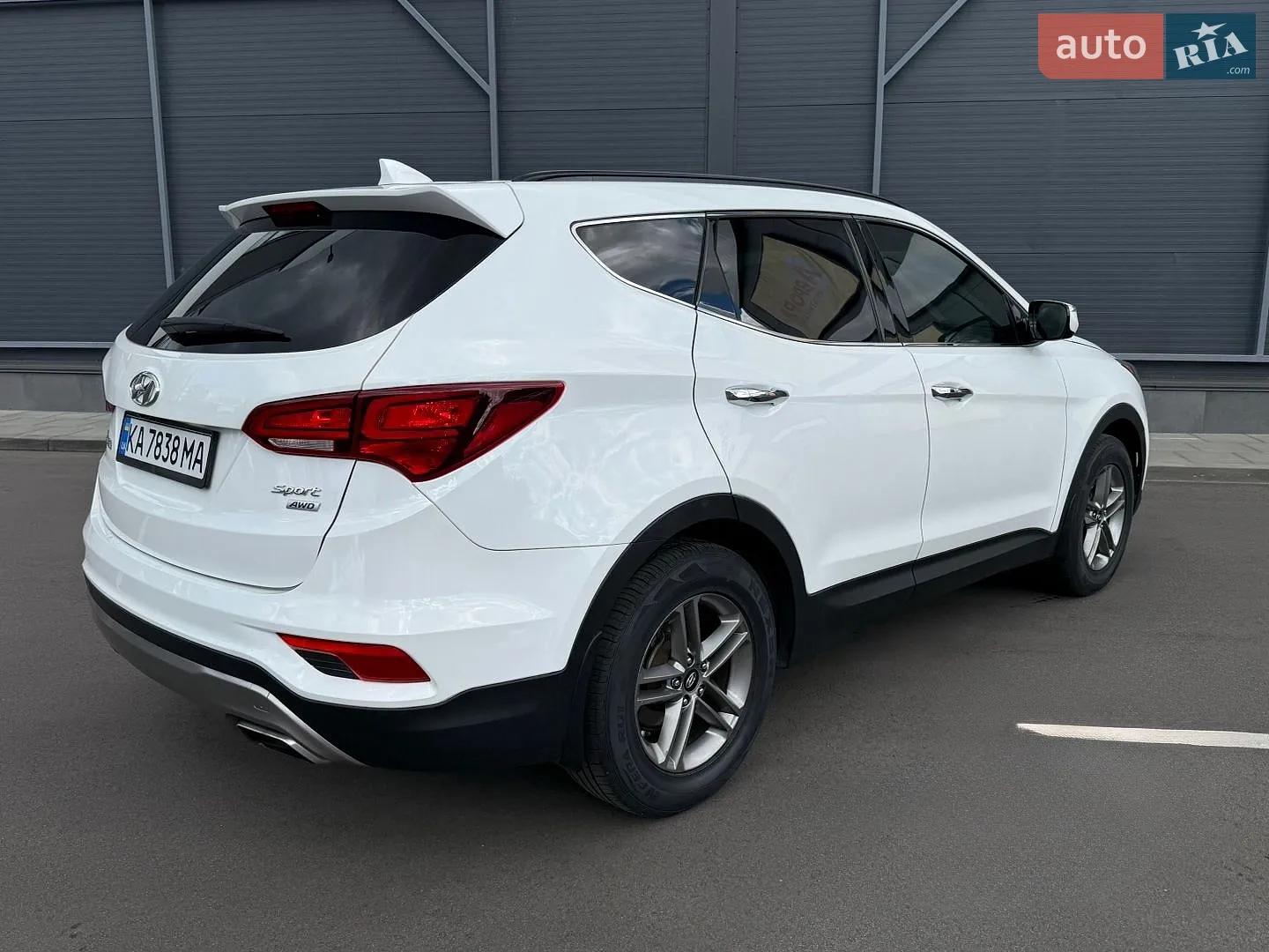 2016 Hyundai Santa Fe - мініатюра 18