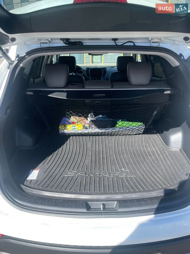 2017 Hyundai Santa Fe - мініатюра 3