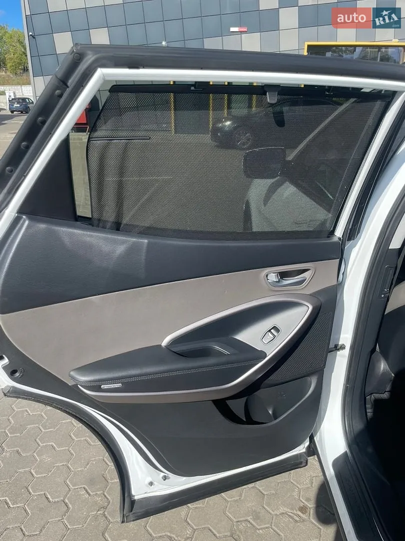 2017 Hyundai Santa Fe - мініатюра 22