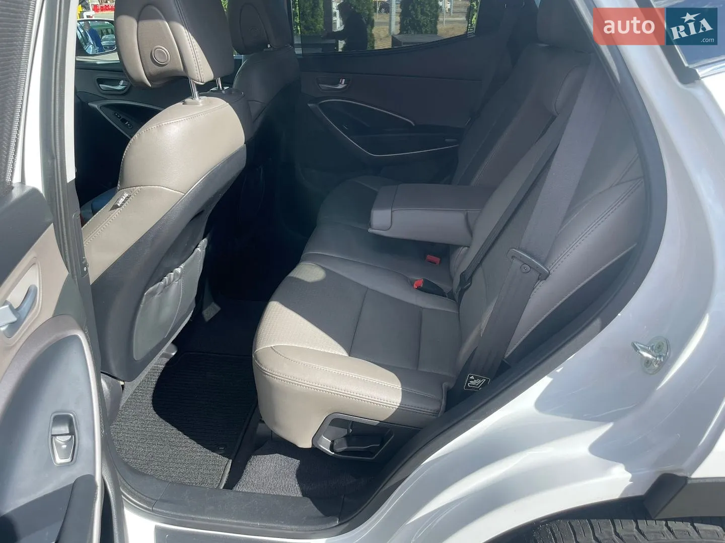2017 Hyundai Santa Fe - мініатюра 23