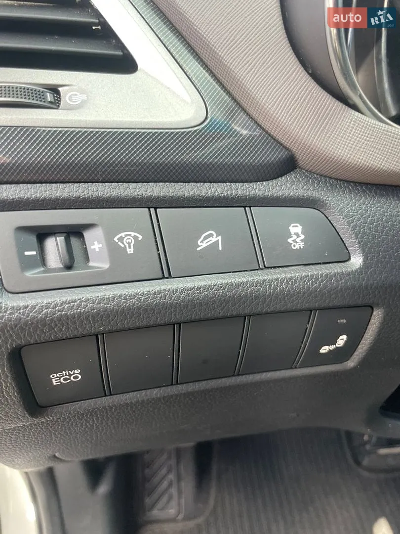2017 Hyundai Santa Fe - мініатюра 34