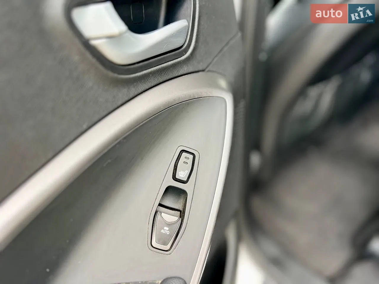 2013 Hyundai Santa Fe - мініатюра 34