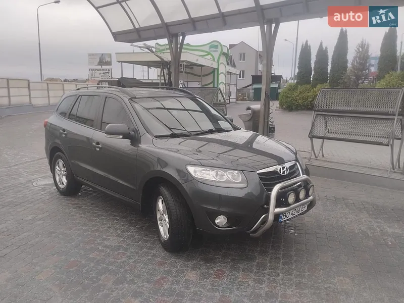 Hyundai Santa FE